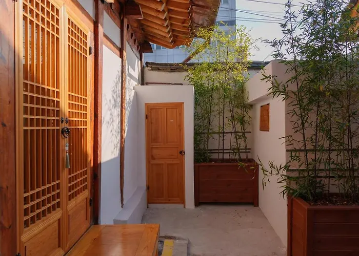 アパート The Greening Premium Hanok Private House 4r2b #bukchon #gyeongbokgung Palace #gwanghwamun