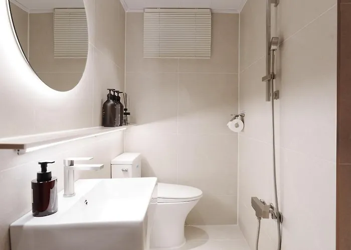 アパート The Greening Premium Hanok Private House 4r2b #bukchon #gyeongbokgung Palace #gwanghwamun *